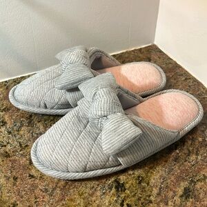 Dearfoams women’s slippers